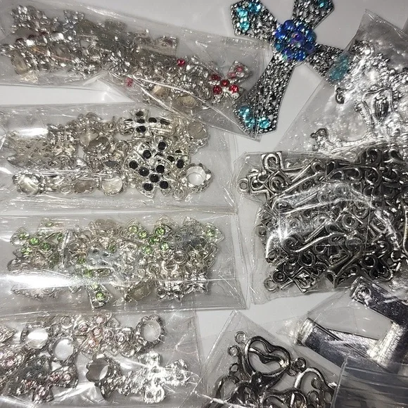 Lot Of Crosses💐🌸⚘️L@@K Pls - Picture 5 of 8